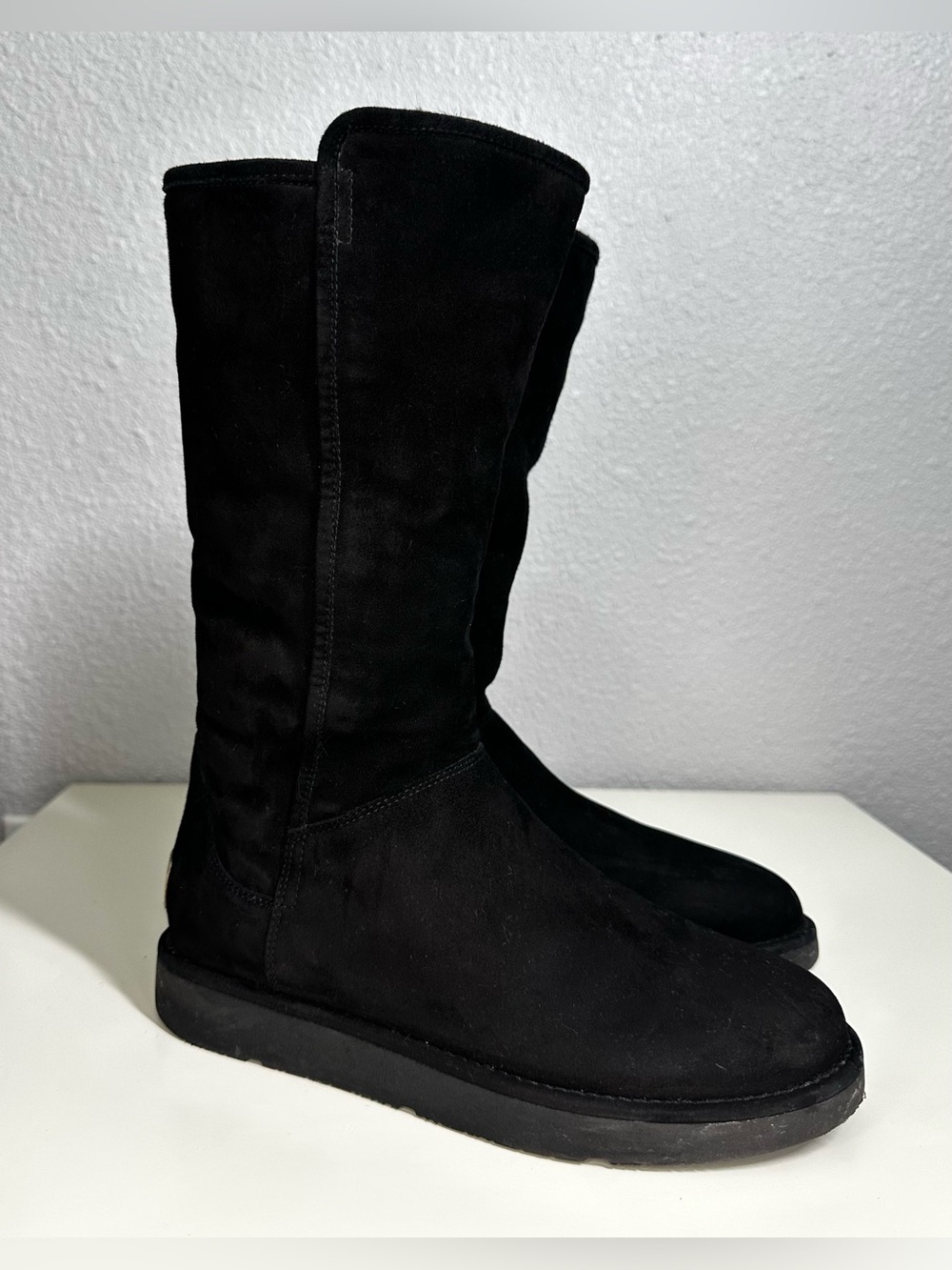 UGG Abree Boots Women’s Shearling Side Zip Casual 1009256 Leather Black Size 7